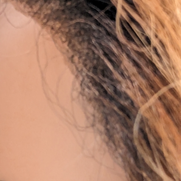 Middle part lace wig yaki texture - Picture 6 of 9